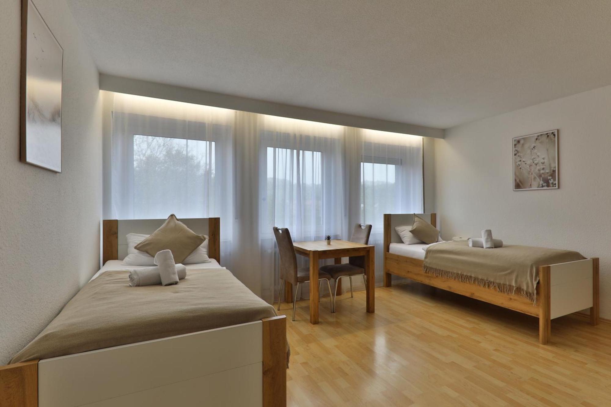 Moderne Ferienwohnungen - Service Wie Im Hotel เกิพพิงเงน ภายนอก รูปภาพ