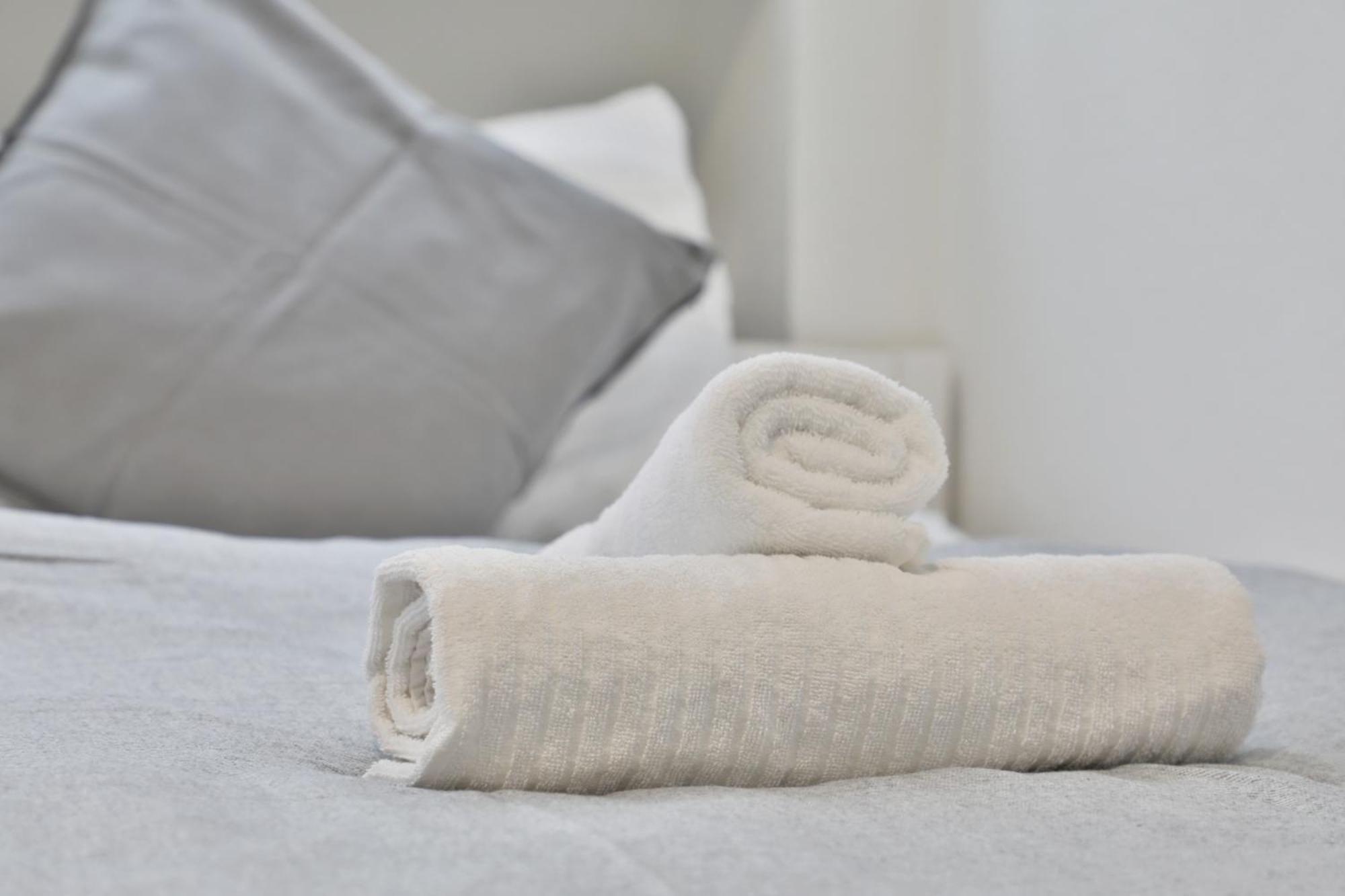 Moderne Ferienwohnungen - Service Wie Im Hotel เกิพพิงเงน ภายนอก รูปภาพ